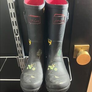 Joules Navy Boots with Tractor Design size 2